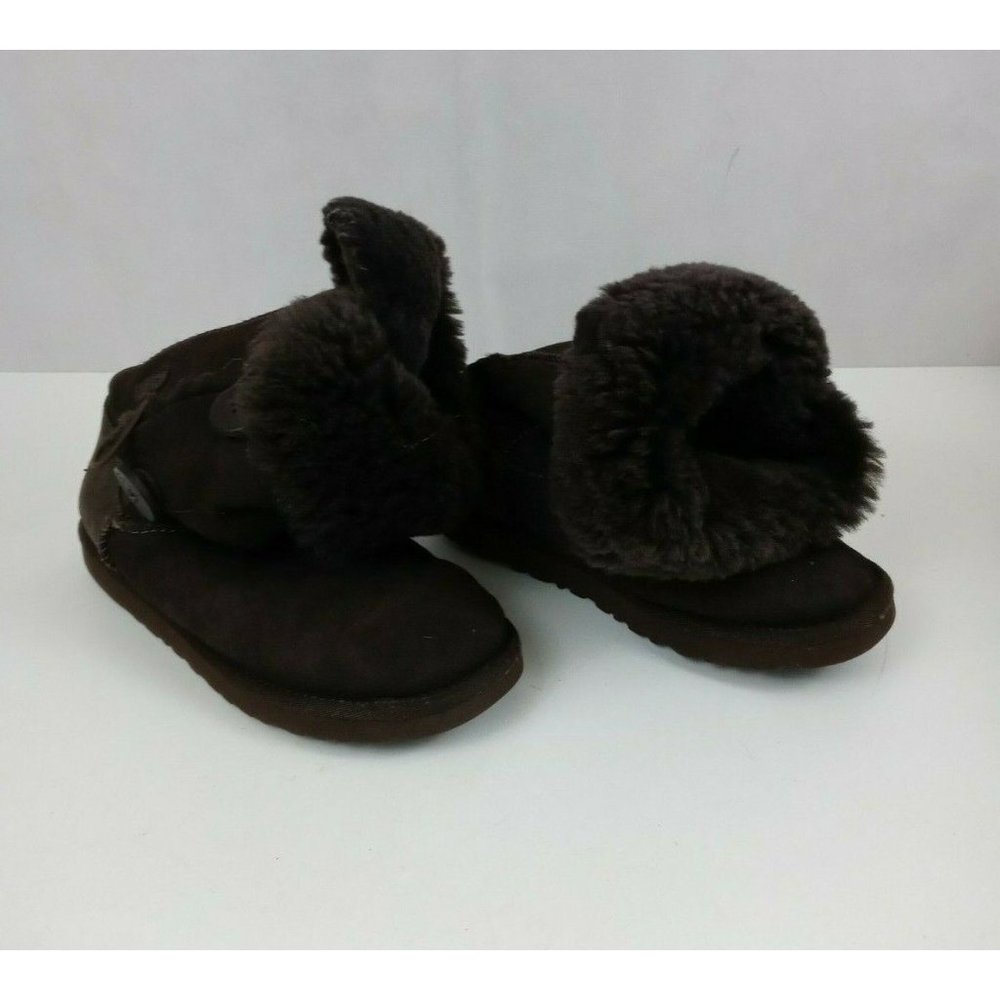 UGG Australia  Bailey Chocolate Brown Boots 3 Side Buttons Womens Size 7